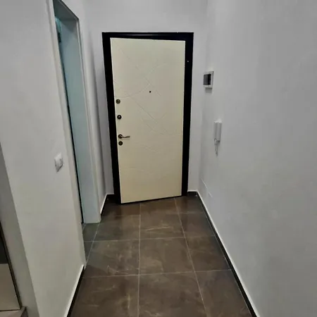 Deluxe Two-bedroom With 2 Bathrooms Apartamento *